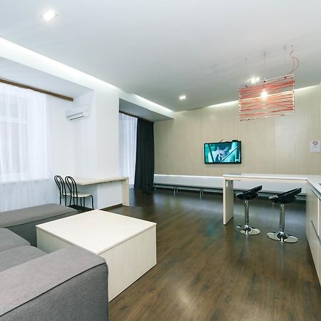 Kreschatik 21 With Terrace 2Br Киев Экстерьер фото